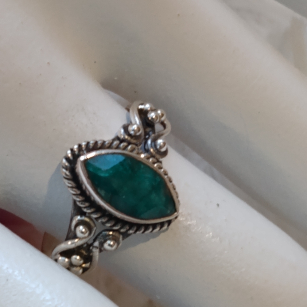 Solid .925 Emerald Natural Emerald Ring!!